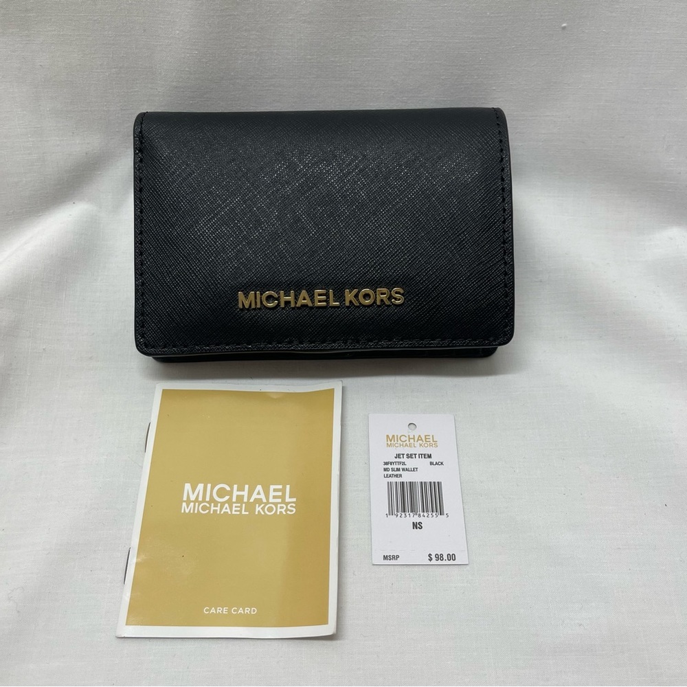 NWT MICHAEL KORS Black Jet Set Wallet